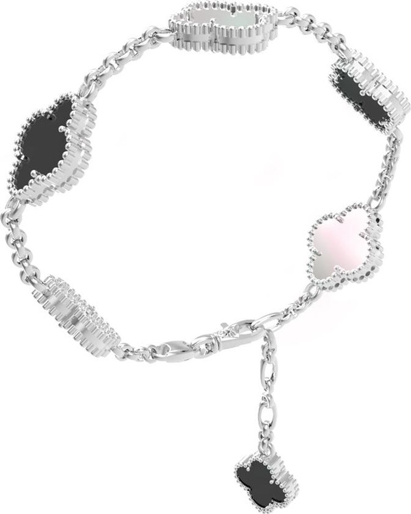 Браслет из белого золота c ониксом и перламутром