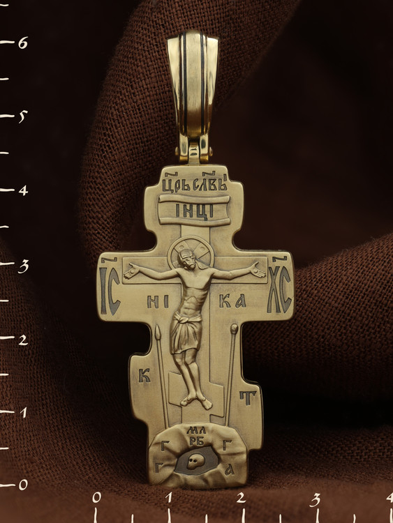 Крест из лимонного золота