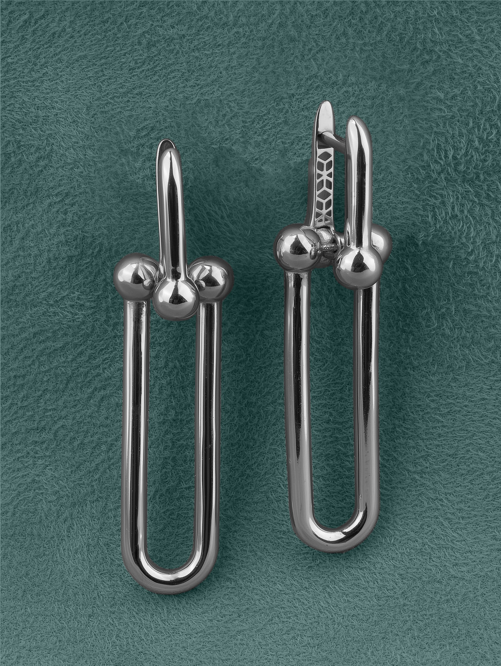 Серьги из белого золота