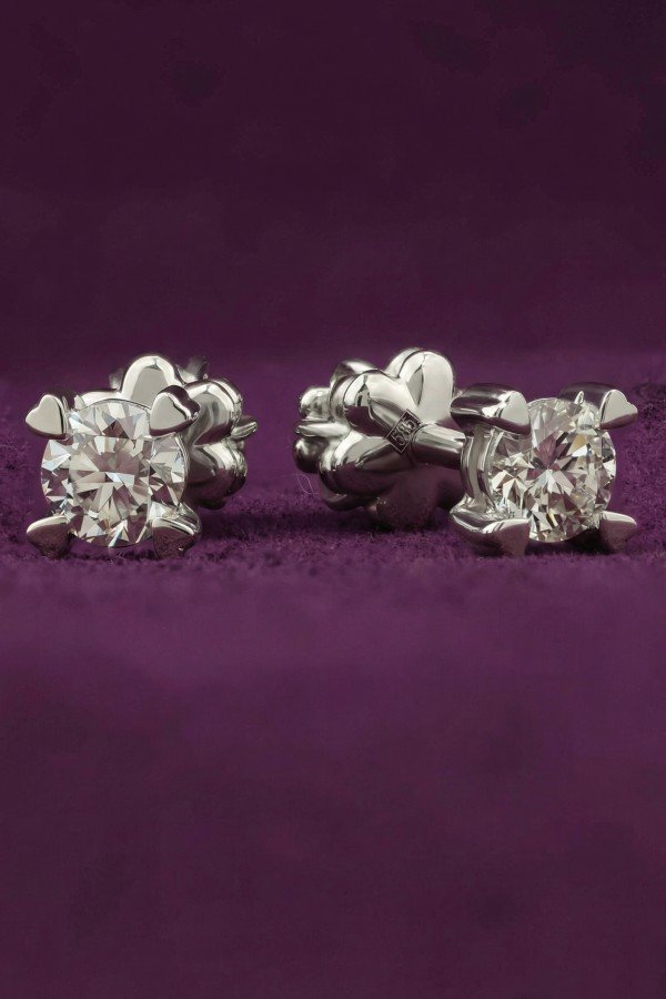 Серьги из белого золота 585 пробы c бриллиантами