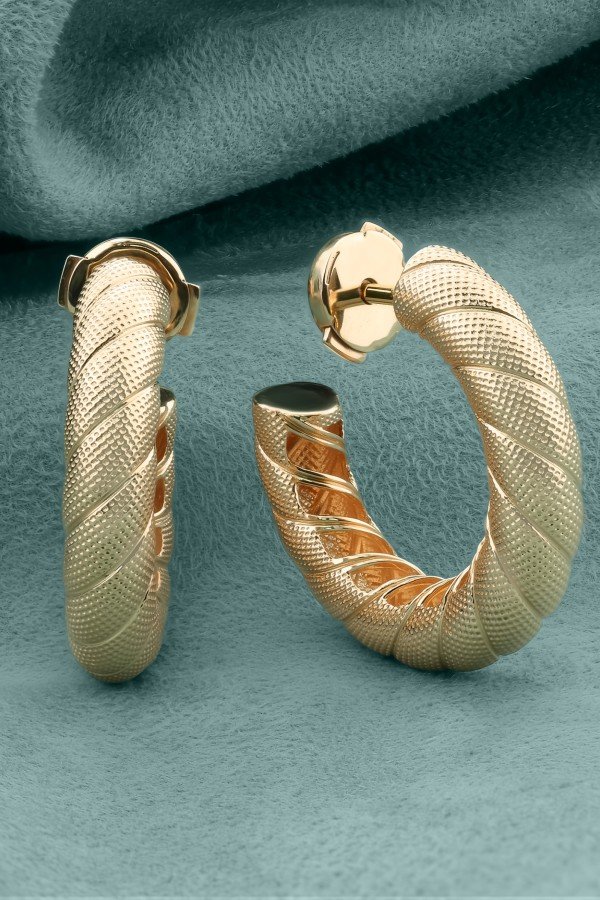 Серьги из золота