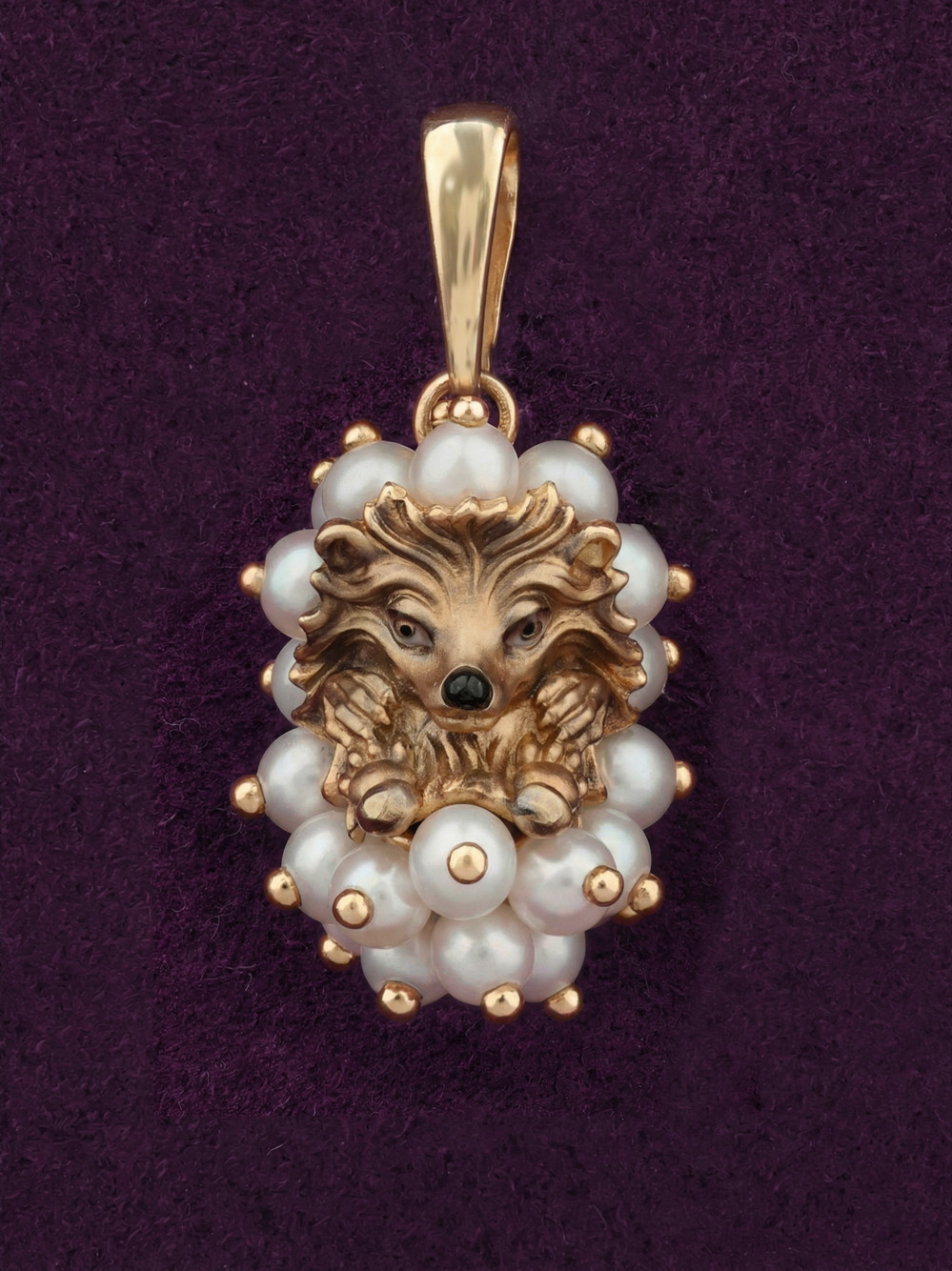 Подвеска из золота c эмалью и жемчугом