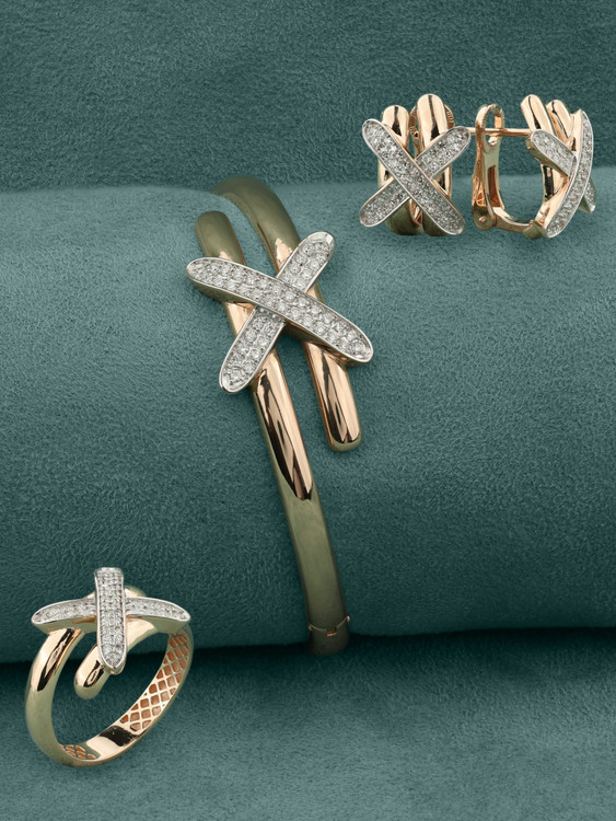 Браслет из золота c бриллиантами