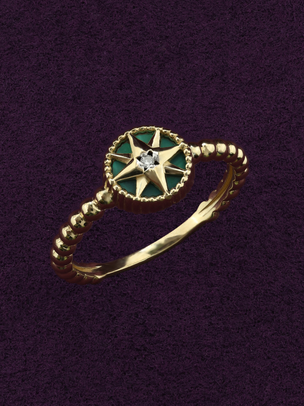 Кольцо из лимонного золота c бриллиантами и малахитом