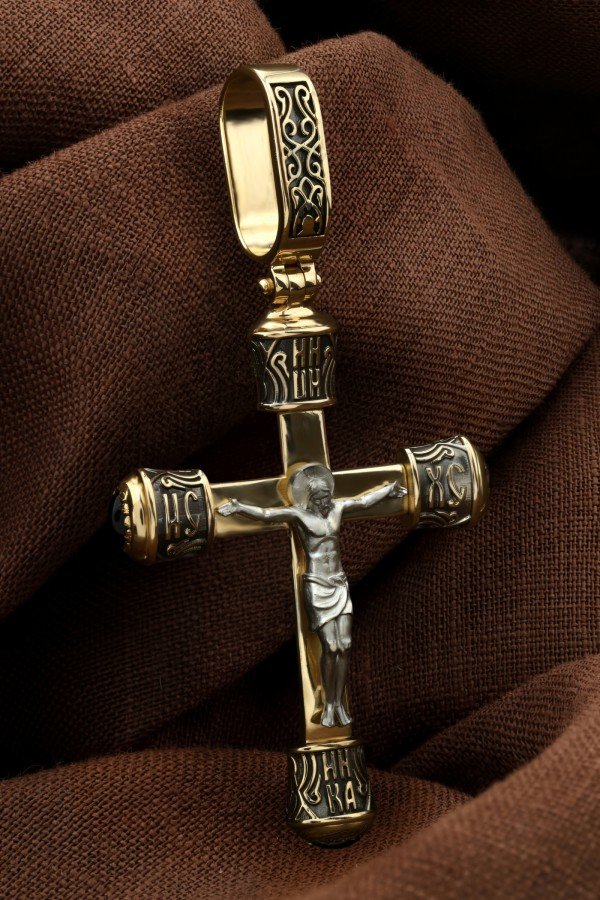 Крест из лимонного золота c ониксом