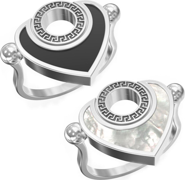 Кольцо из белого золота c ониксом и перламутром