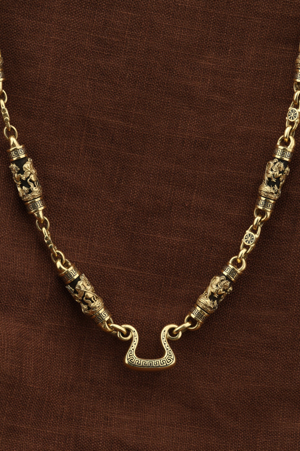 Цепь из лимонного золота c эмалью и эбеновым деревом