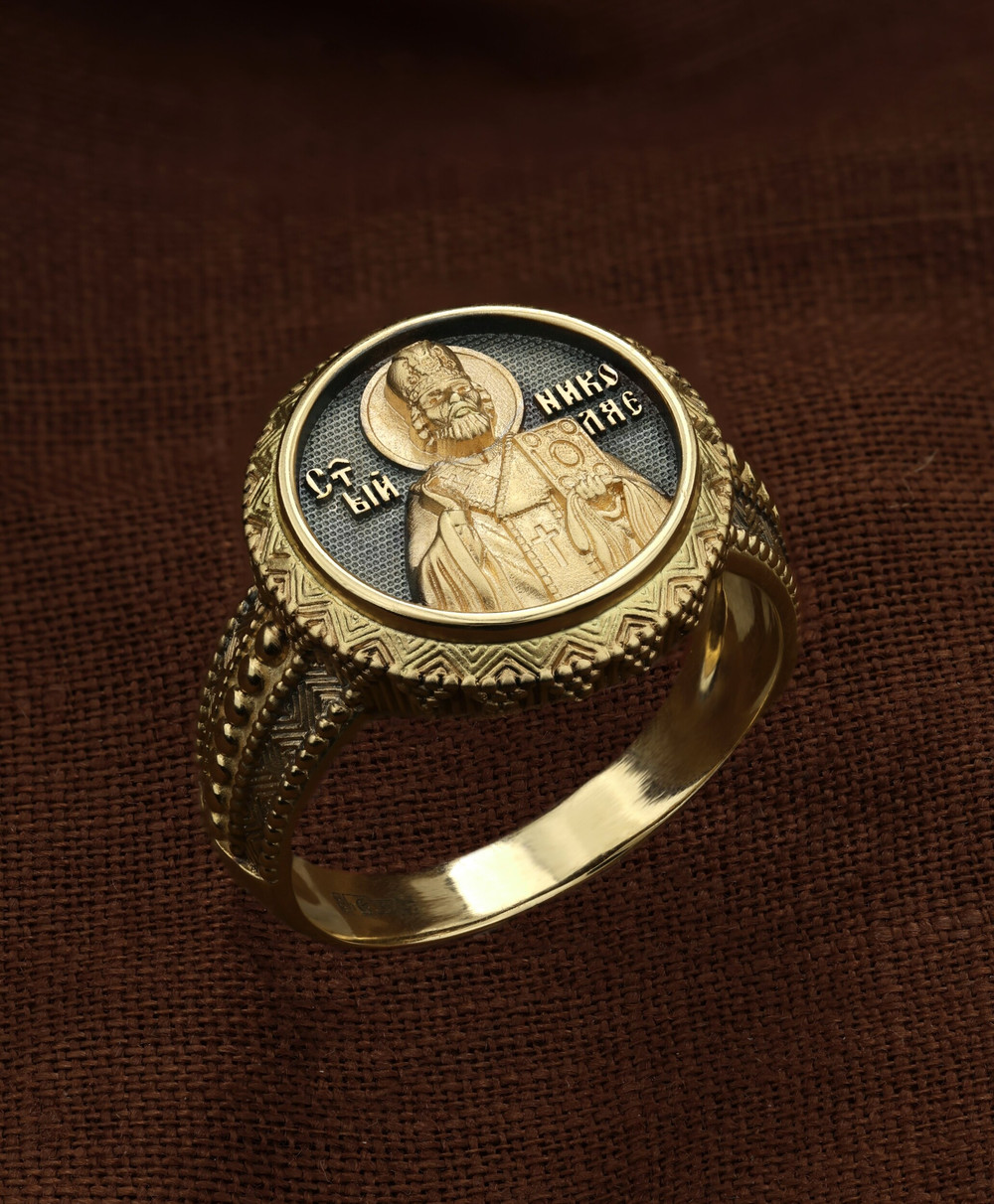 Кольцо из лимонного золота