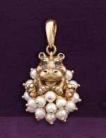 Подвеска из золота 585 пробы c эмалью и жемчугом