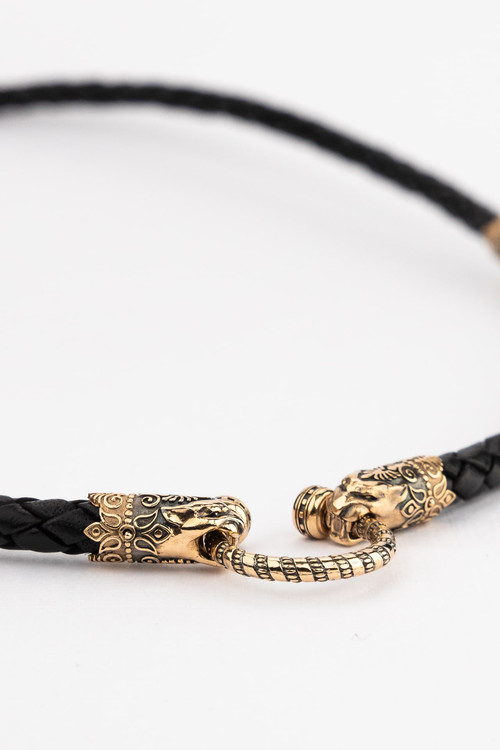 Гайтан из золота c кожаным шнурком