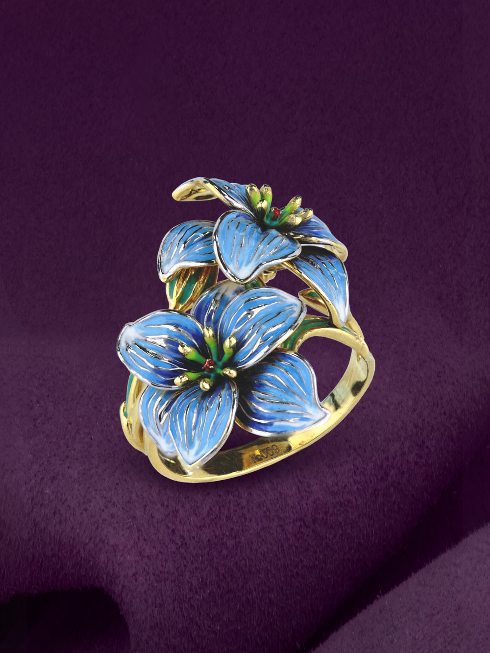 Кольцо из лимонного золота c эмалью