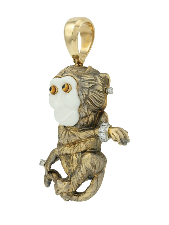 Подвеска из лимонного золота c эмалью, бриллиантами, рубином и бивнем мамонта