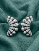 Серьги из белого золота 585 пробы c бриллиантами