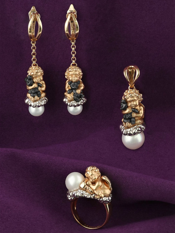 Серьги из золота c жемчугом