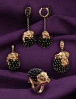 Серьги из золота 585 пробы c эмалью и ониксом