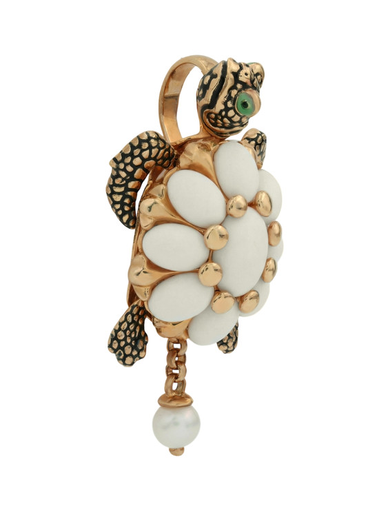 Подвеска из золота c эмалью, жемчугом и бивнем мамонта