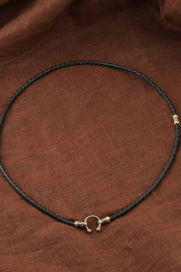 Гайтан из лимонного золота c кожаным шнурком