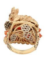 Кольцо из золота 585 пробы c эмалью и кораллом