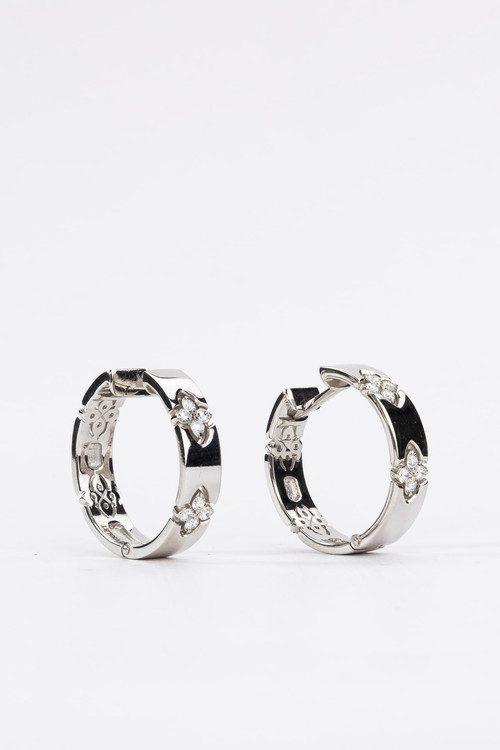 Серьги из белого золота c бриллиантами