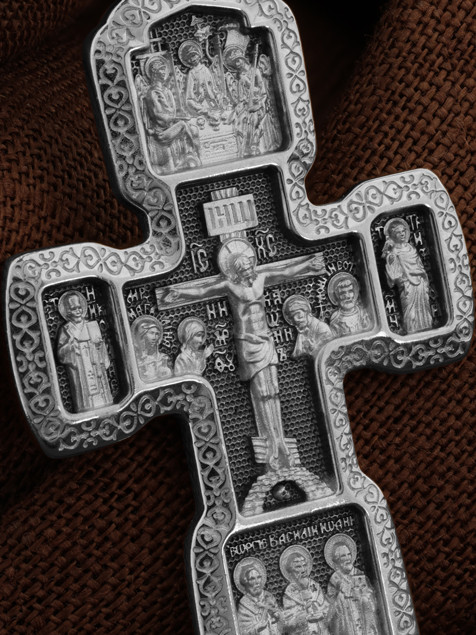 Крест из белого золота