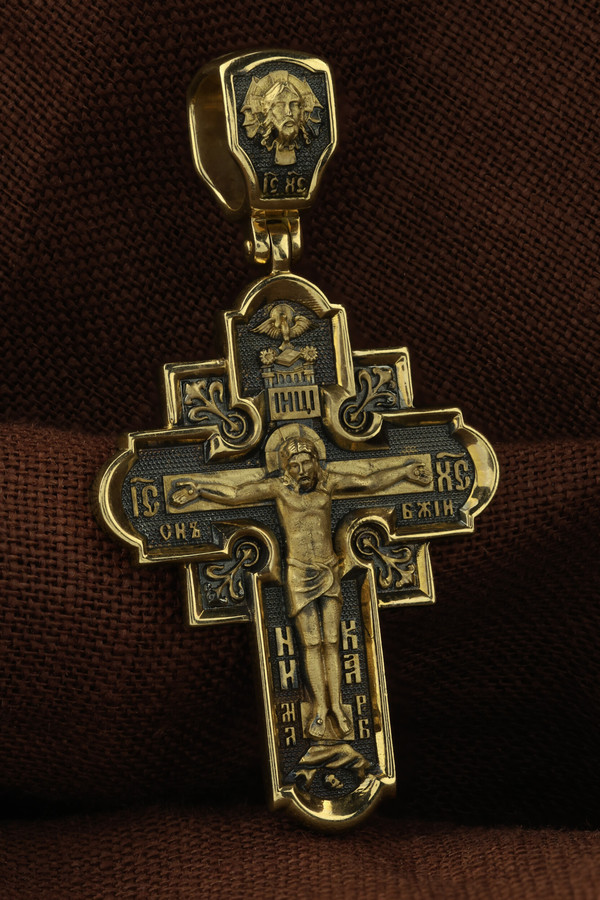 Крест из лимонного золота