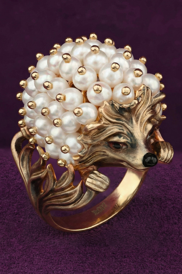 Кольцо из золота c эмалью и жемчугом