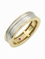 Кольцо из лимонного золота c рубином