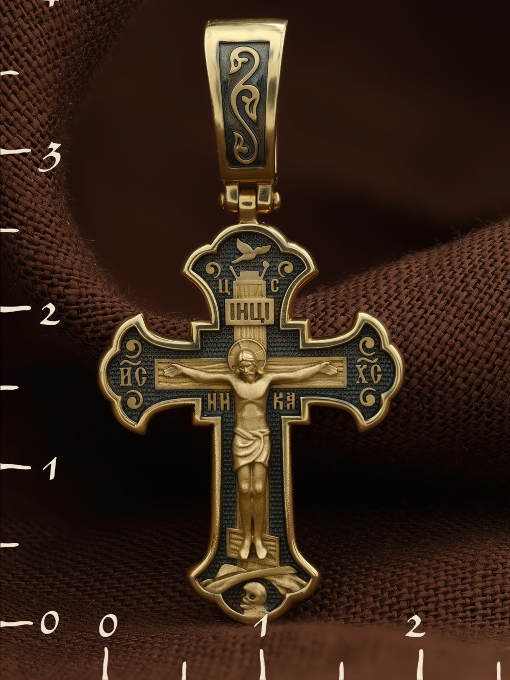 Крест из лимонного золота