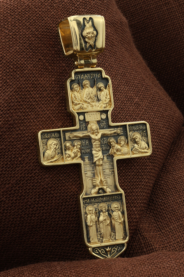 Крест из лимонного золота