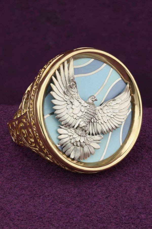 Кольцо из лимонного золота c эмалью