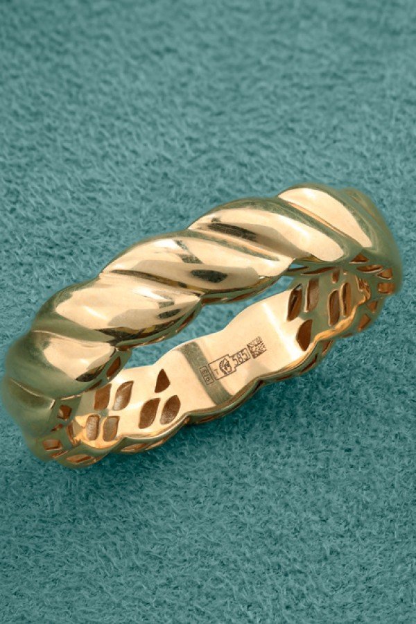 Кольцо из золота