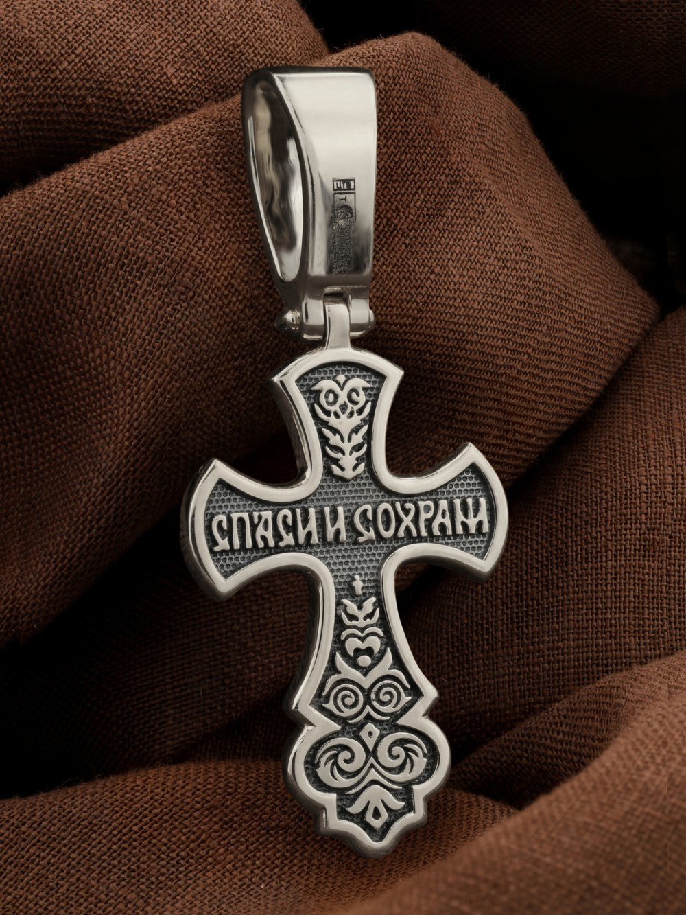 Крест из белого золота