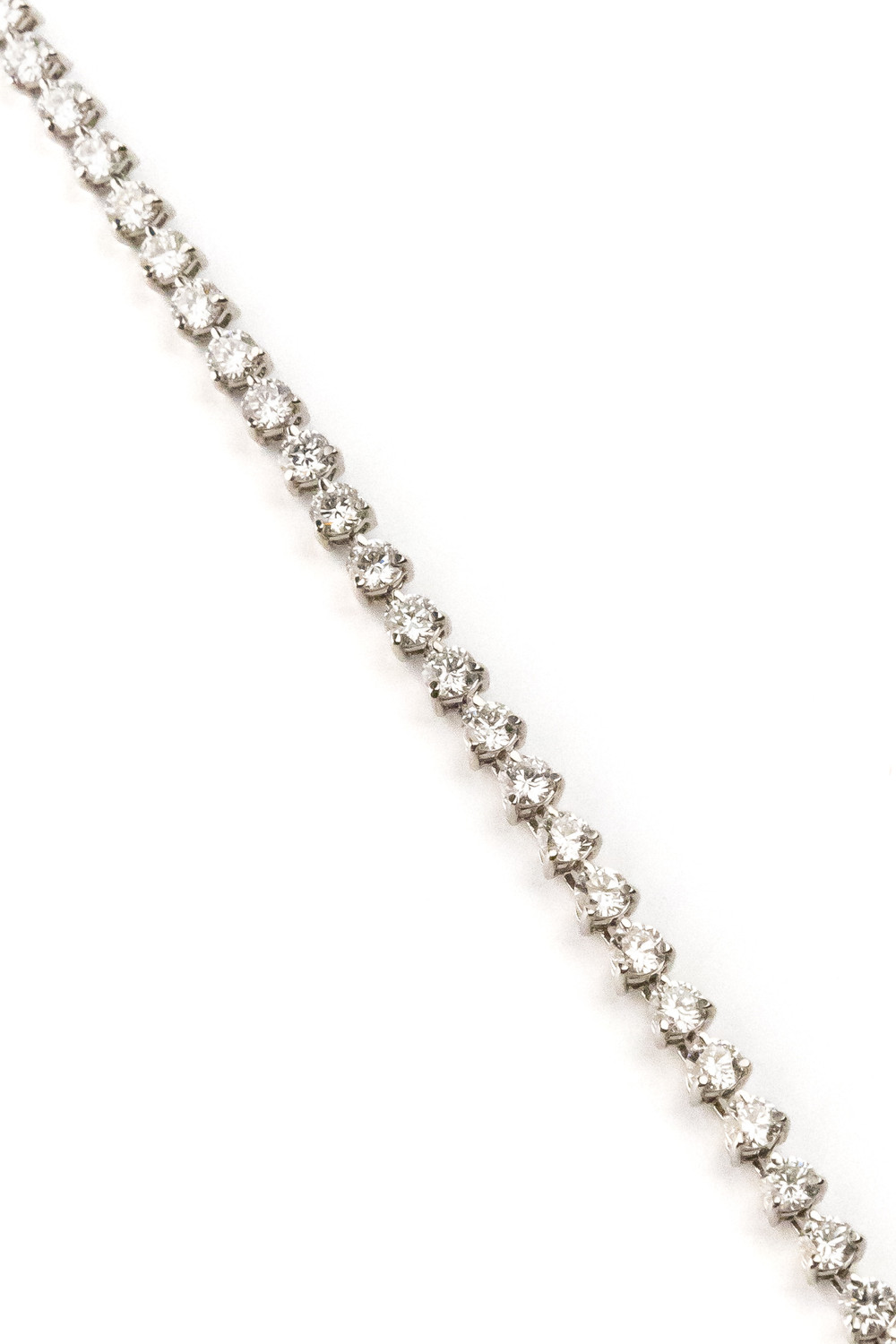 Браслет из белого золота c бриллиантами