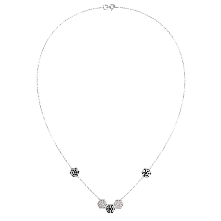 Колье из белого золота c ониксом и перламутром