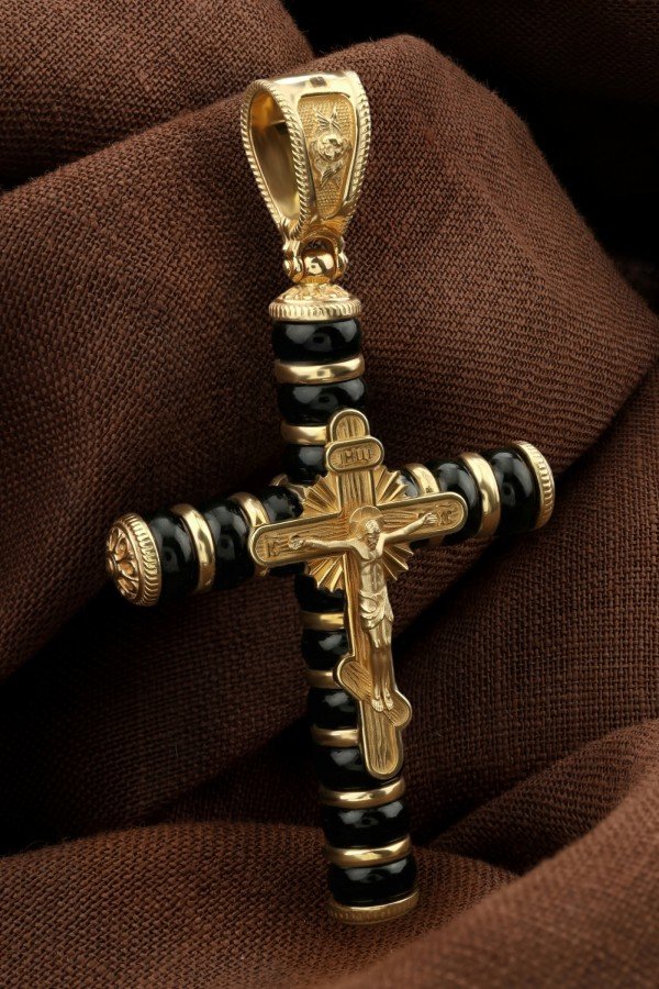 Крест из лимонного золота c ониксом