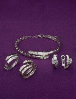 Кольцо из белого золота 585 пробы c бриллиантами
