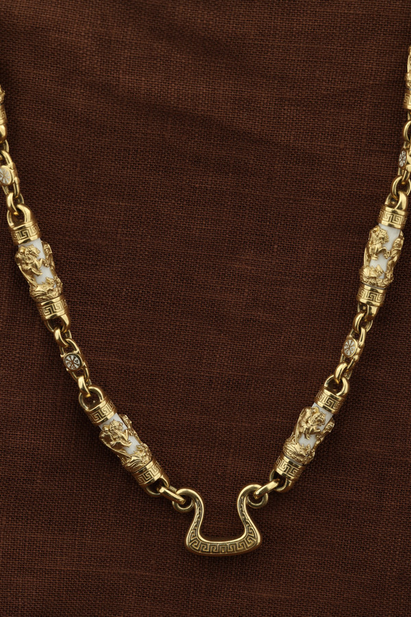 Цепь из лимонного золота c эмалью и бивнем мамонта