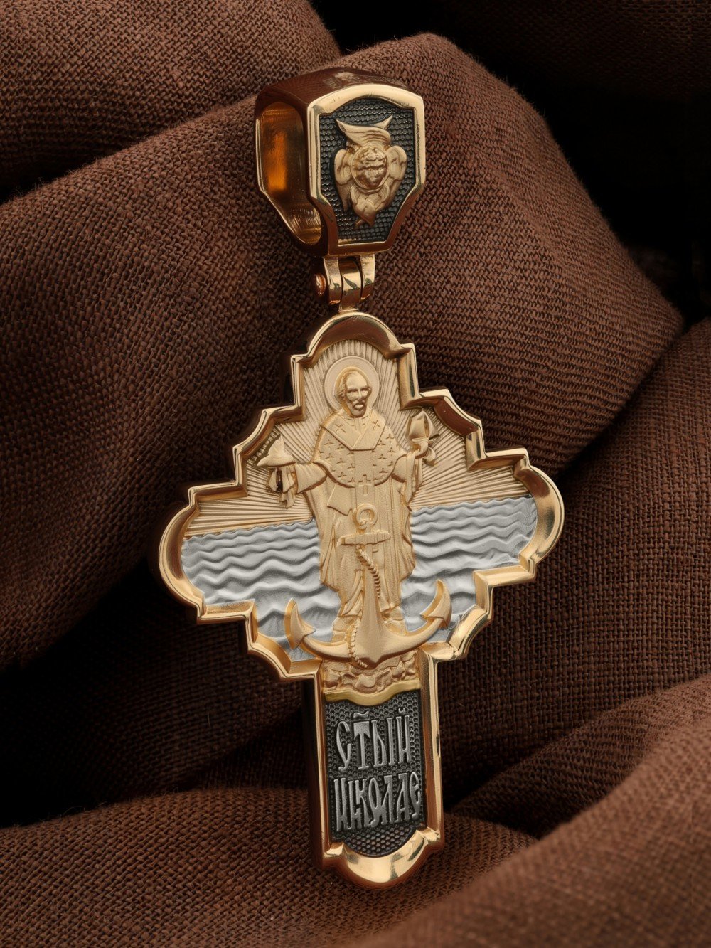 Крест из золота