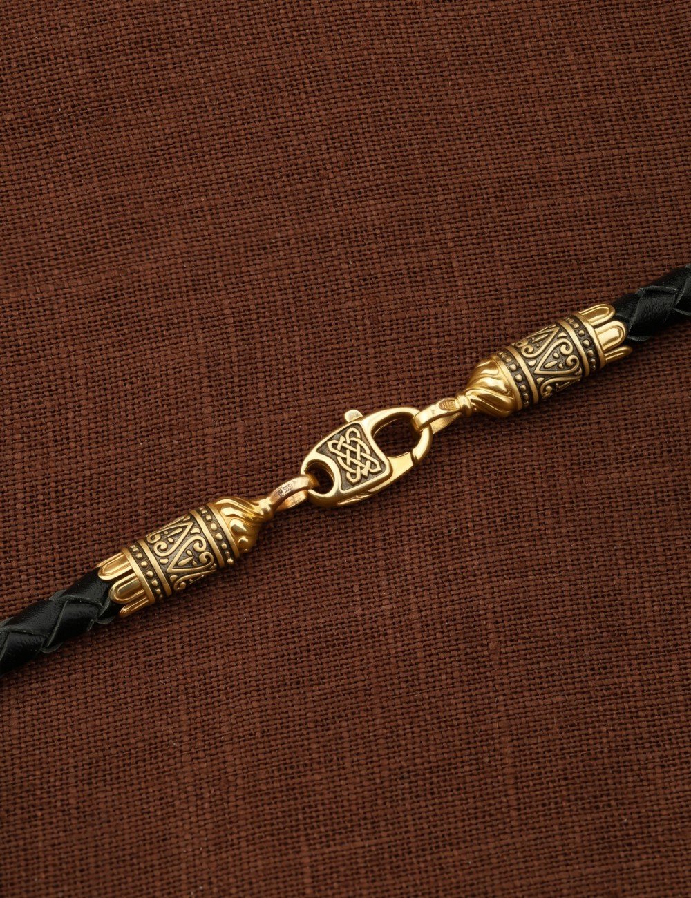 Гайтан из лимонного золота c кожаным шнурком