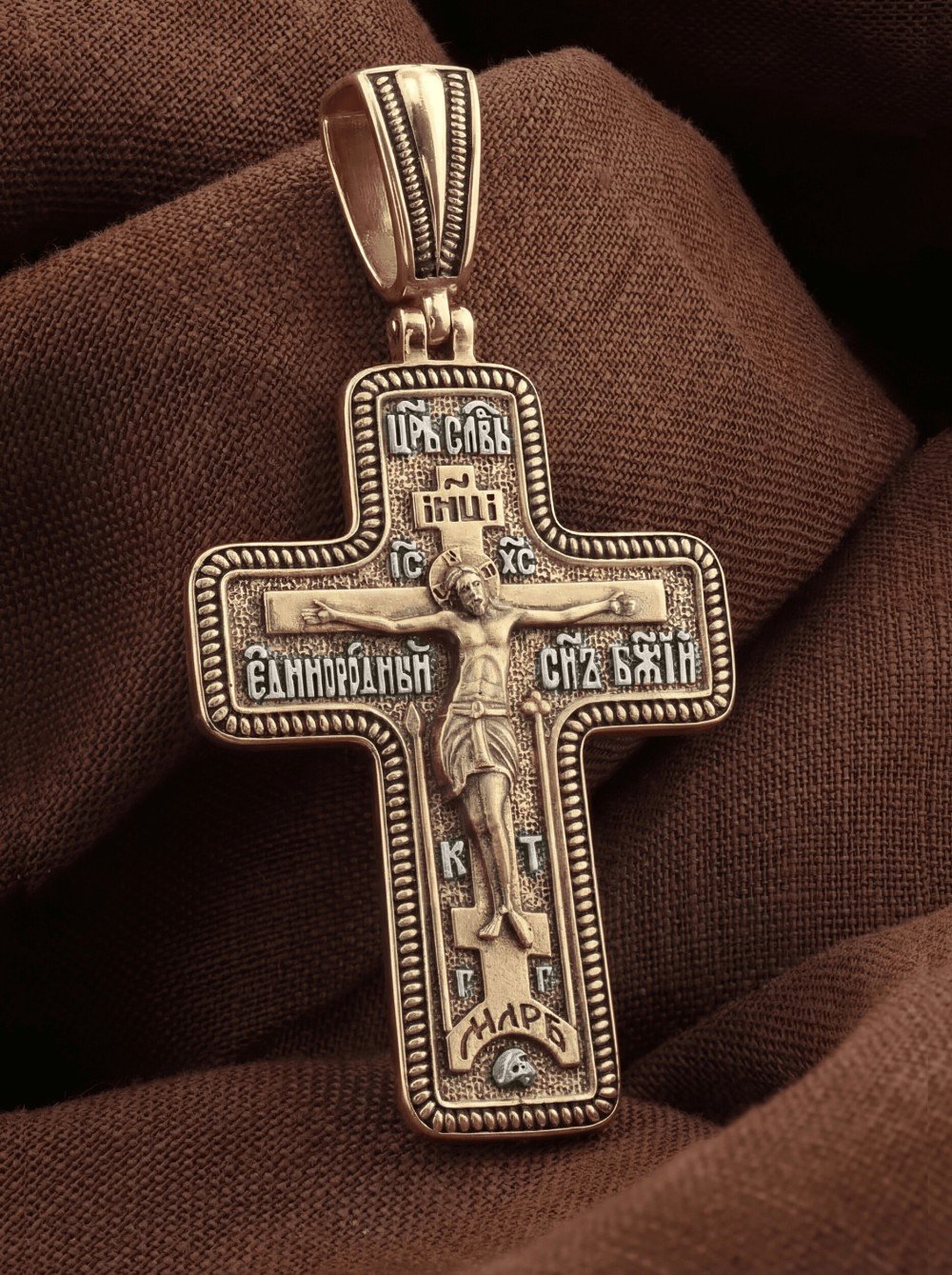 Крест из золота