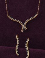 Серьги из золота 585 пробы c бриллиантами