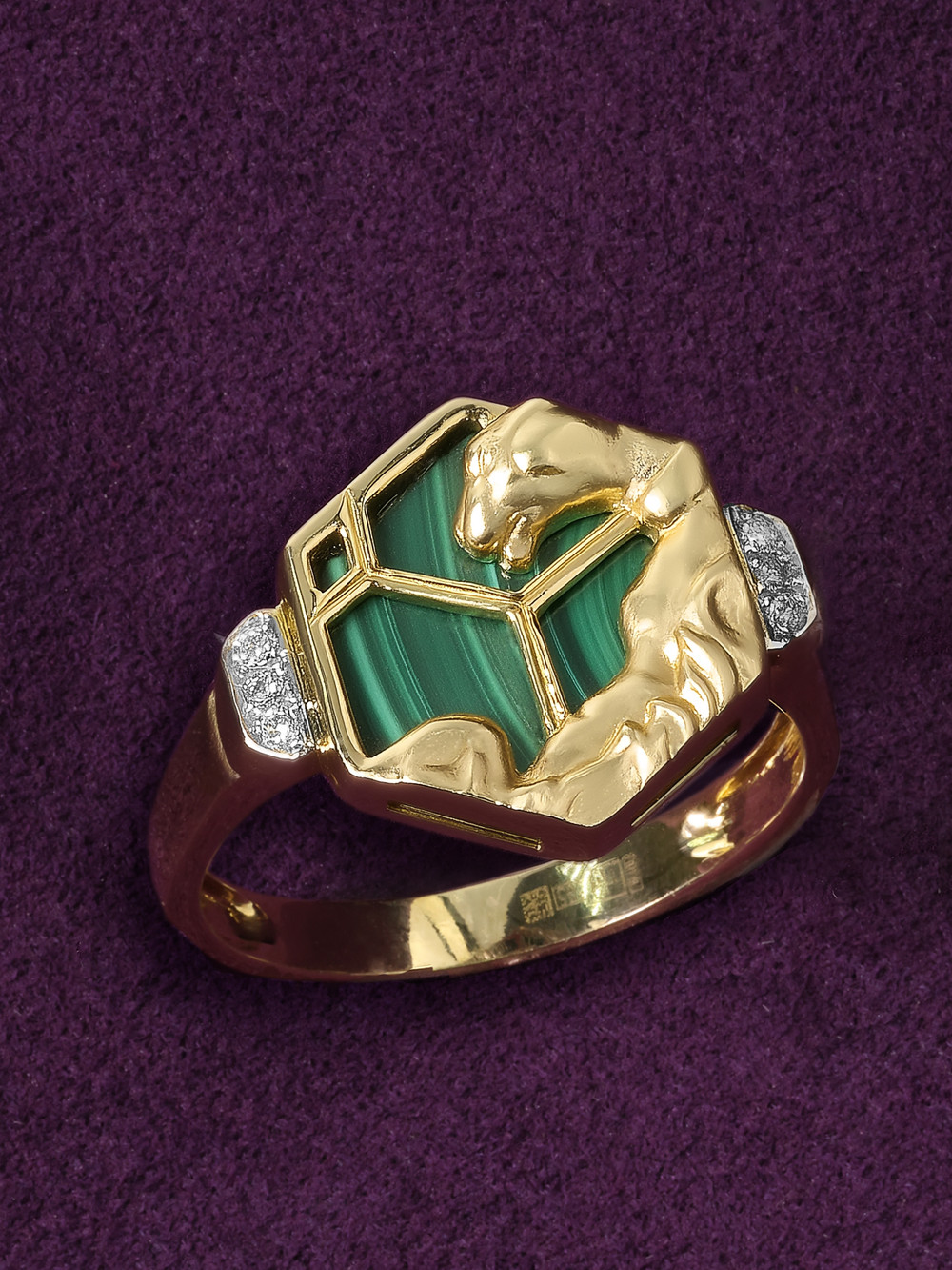 Кольцо из лимонного золота c бриллиантами и малахитом