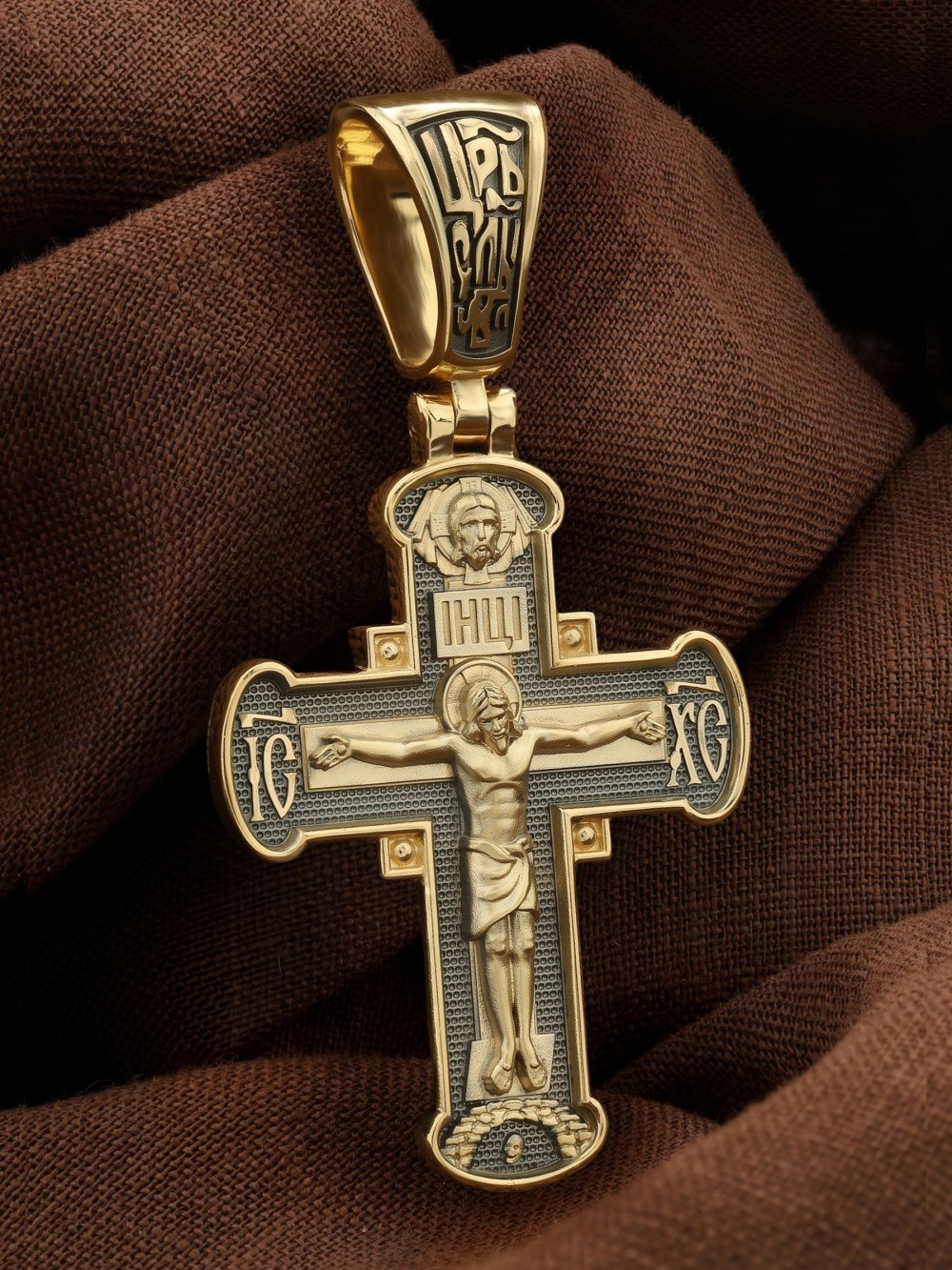 Крест из лимонного золота