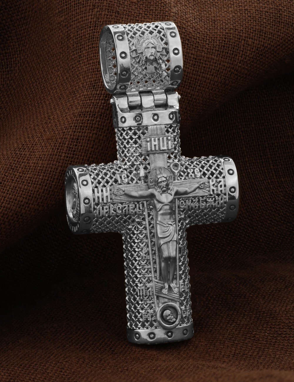 Крест из белого золота 585 пробы