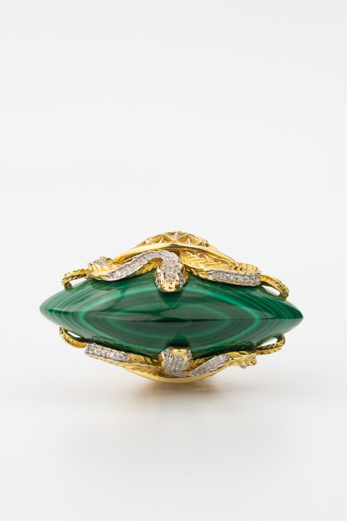 Кольцо из лимонного золота c бриллиантами и малахитом