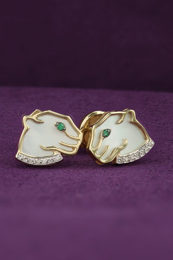Серьги из лимонного золота 585 пробы c бриллиантами, изумрудом и перламутром