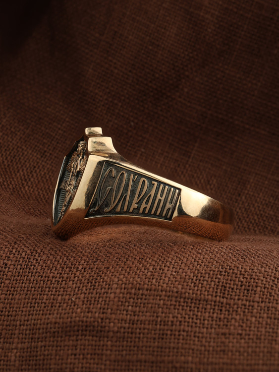 Кольцо из золота