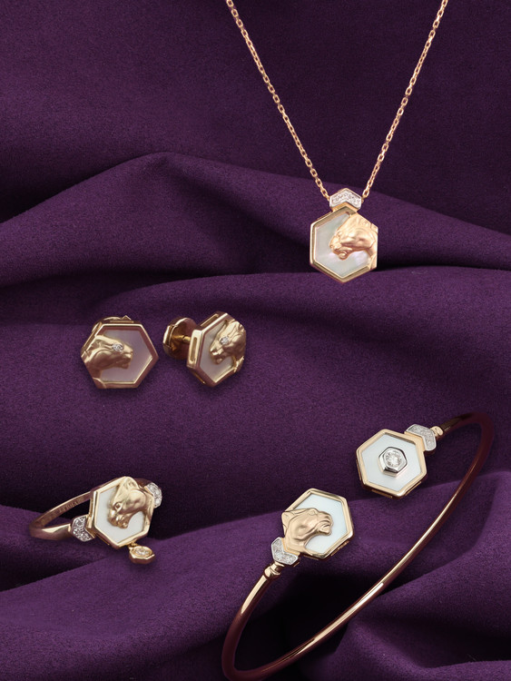 Серьги из золота c бриллиантами и перламутром