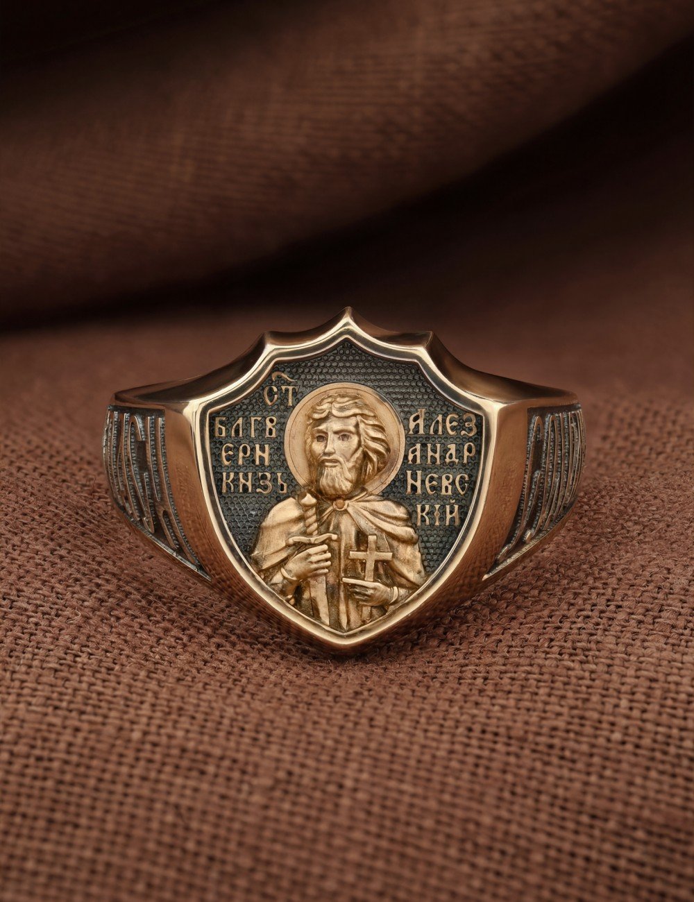 Кольцо из золота 585 пробы