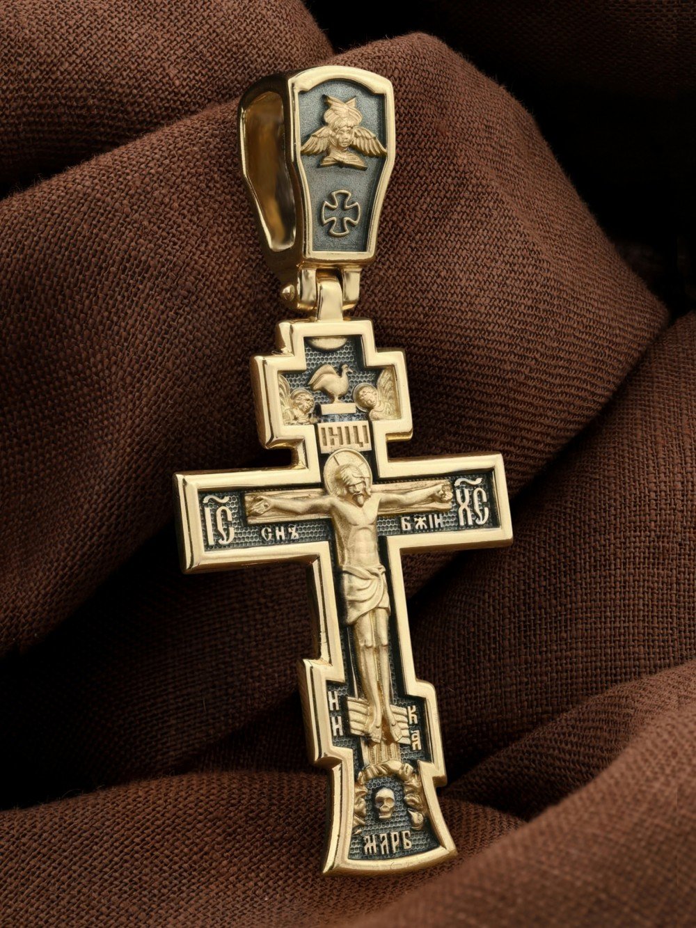 Крест из лимонного золота